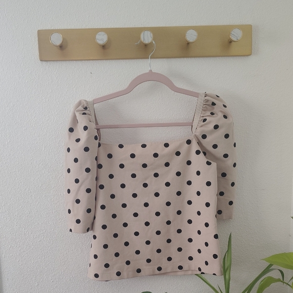 H&M Cream Polka Dot Square-Neck Puff Sleeve Crop Top - Picture 9 of 9